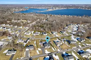 285 Winslow Wy, Swansea, MA 02777 - Photo 31