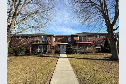 99 Fountain Ln #4, Weymouth, MA 02190 - Photo 1