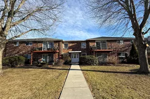 99 Fountain Ln, Weymouth, MA 02190 - Photo 1