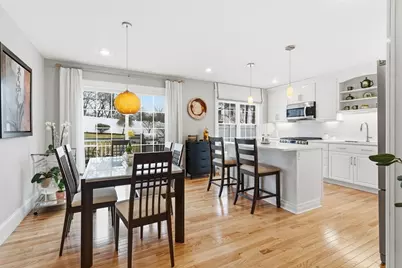 9 Cottage St #9, Woburn, MA 01801 - Photo 5