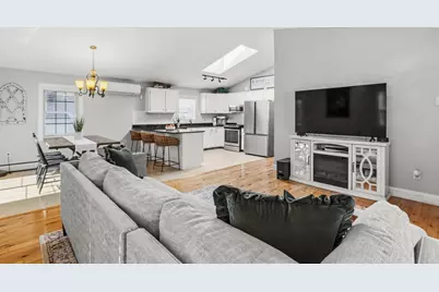 58 Bowler St, Fall River, MA 02723 - Photo 11