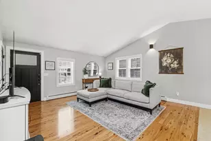 58 Bowler St, Fall River, MA 02723 - Photo 3