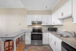 80 Foster St, Peabody, MA 01960 - Photo 5