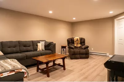 5065 N Main St #2, Fall River, MA 02720 - Photo 17