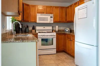 5065 N Main St #2, Fall River, MA 02720 - Photo 3