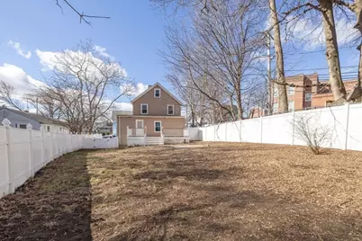 32 Jewett St, Boston, MA 02131 - Photo 17