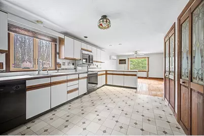 215 North St, Upton, MA 01568 - Photo 7