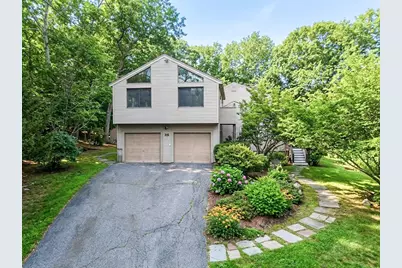215 North St, Upton, MA 01568 - Photo 3