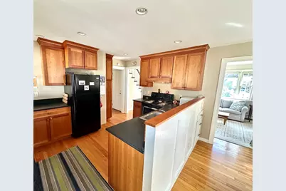 32 Stilson Ave, Northampton, MA 01062 - Photo 13