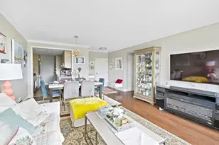 492 Beacon St, Boston, MA 02115 - Photo 9