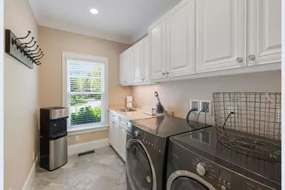 10 Shiverick Rd, Dennis, MA 02638 - Photo 19