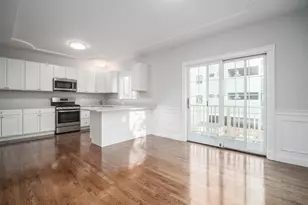 8 Richardson St, Winchester, MA 01890 - Photo 7