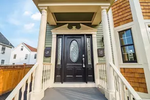 8 Richardson St, Winchester, MA 01890 - Photo 3