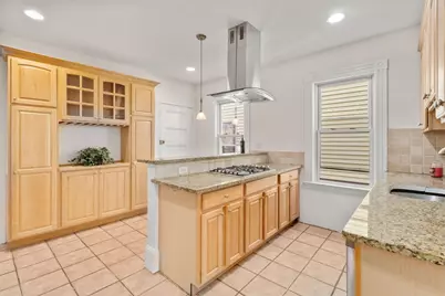 55 Reservoir Rd #2, Brookline, MA 02467 - Photo 3