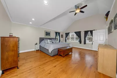 8 School St, Groveland, MA 01834 - Photo 19