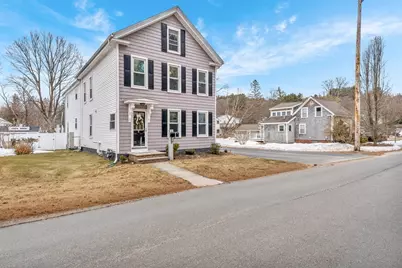 8 School St, Groveland, MA 01834 - Photo 3