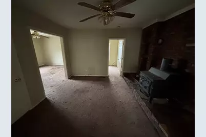 55 Fuller St, Chicopee, MA 01020 - Photo 5