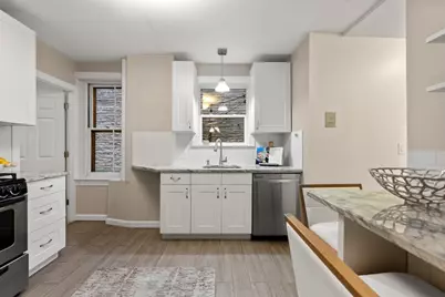 37 Grove St #2, Boston, MA 02114 - Photo 9