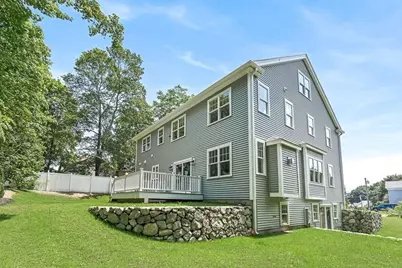 26 Flagg Street, Woburn, MA 01801 - Photo 5