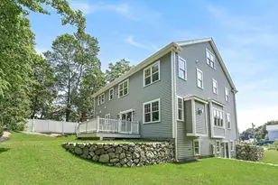 26 Flagg St, Woburn, MA 01801 - Photo 5
