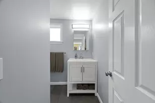 343 Bradford St, Provincetown, MA 02657 - Photo 13