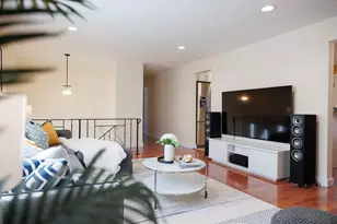 10 Bellwood Way, Framingham, MA 01701 - Photo 5