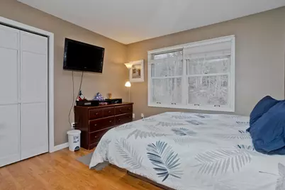 206 Franklin Street, Belchertown, MA 01007 - Photo 17