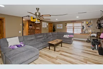 206 Franklin Street, Belchertown, MA 01007 - Photo 23