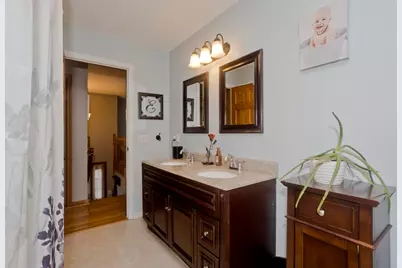 206 Franklin Street, Belchertown, MA 01007 - Photo 15