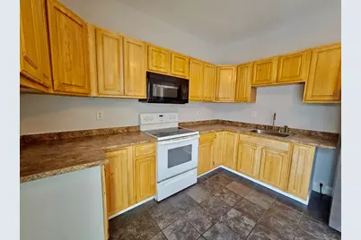 39 Grafton St, Brockton, MA 02301 - Photo 7