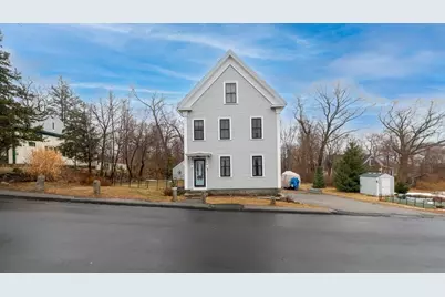 9 Hickory St, Gloucester, MA 01930 - Photo 3