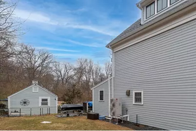 9 Hickory St, Gloucester, MA 01930 - Photo 7