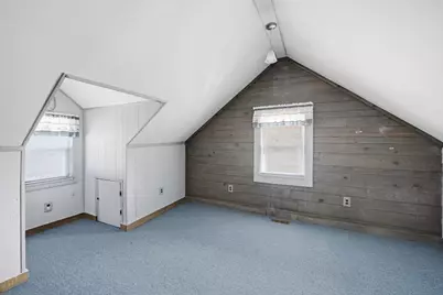 66 Thornton St, Springfield, MA 01104 - Photo 17