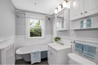 12 Metcalf St #12, Medford, MA 02155 - Photo 11