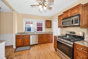 12 Metcalf St, Medford, MA 02155 - Photo 5