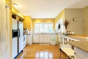 137 Sutherland Rd, Boston, MA 02135 - Photo 7