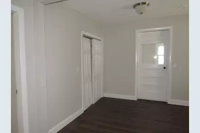 19 Chapman St #2nd Floor, Dracut, MA 01826 - Photo 7