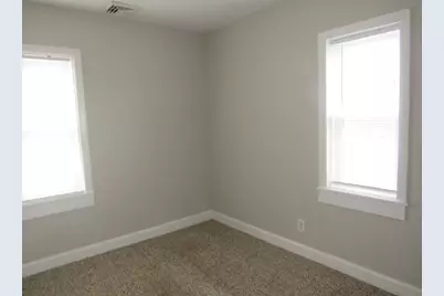 19 Chapman St #2nd Floor, Dracut, MA 01826 - Photo 13