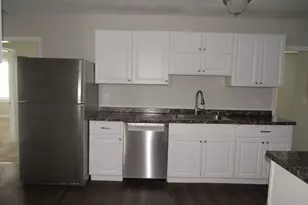 19 Chapman St, Dracut, MA 01826 - Photo 5