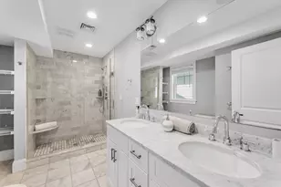 17 June St, Boston, MA 02131 - Photo 19