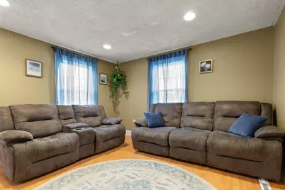 64 Bradstreet Ave, Lowell, MA 01851 - Photo 7