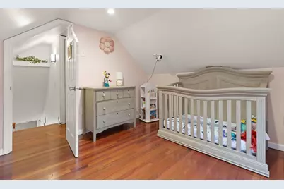 64 Bradstreet Ave, Lowell, MA 01851 - Photo 15