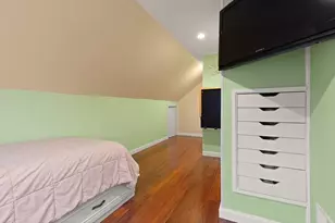 64 Bradstreet Ave, Lowell, MA 01851 - Photo 17