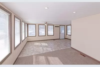 51 Brandon Rd, Dudley, MA 01571 - Photo 7