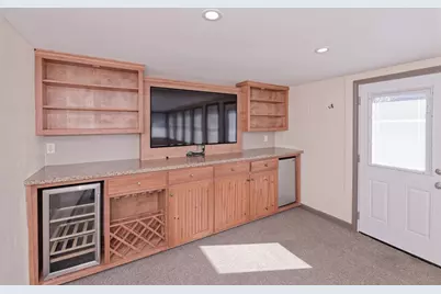 51 Brandon Rd, Dudley, MA 01571 - Photo 5