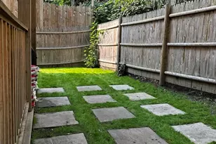 101 Draper St, Boston, MA 02122 - Photo 17