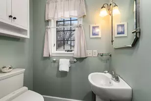 147 Mt Vernon St, Dedham, MA 02026 - Photo 17