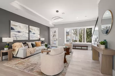 24 Wilson Cir #24, Newton, MA 02461 - Photo 3