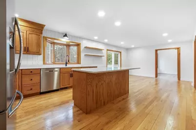 10 Alden St, Ludlow, MA 01056 - Photo 9