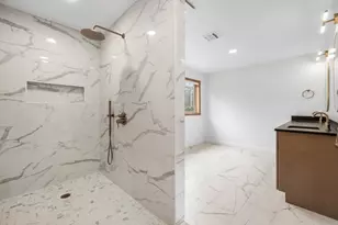 10 Alden St, Ludlow, MA 01056 - Photo 35